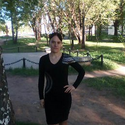 Елена, 34, Бокситогорск