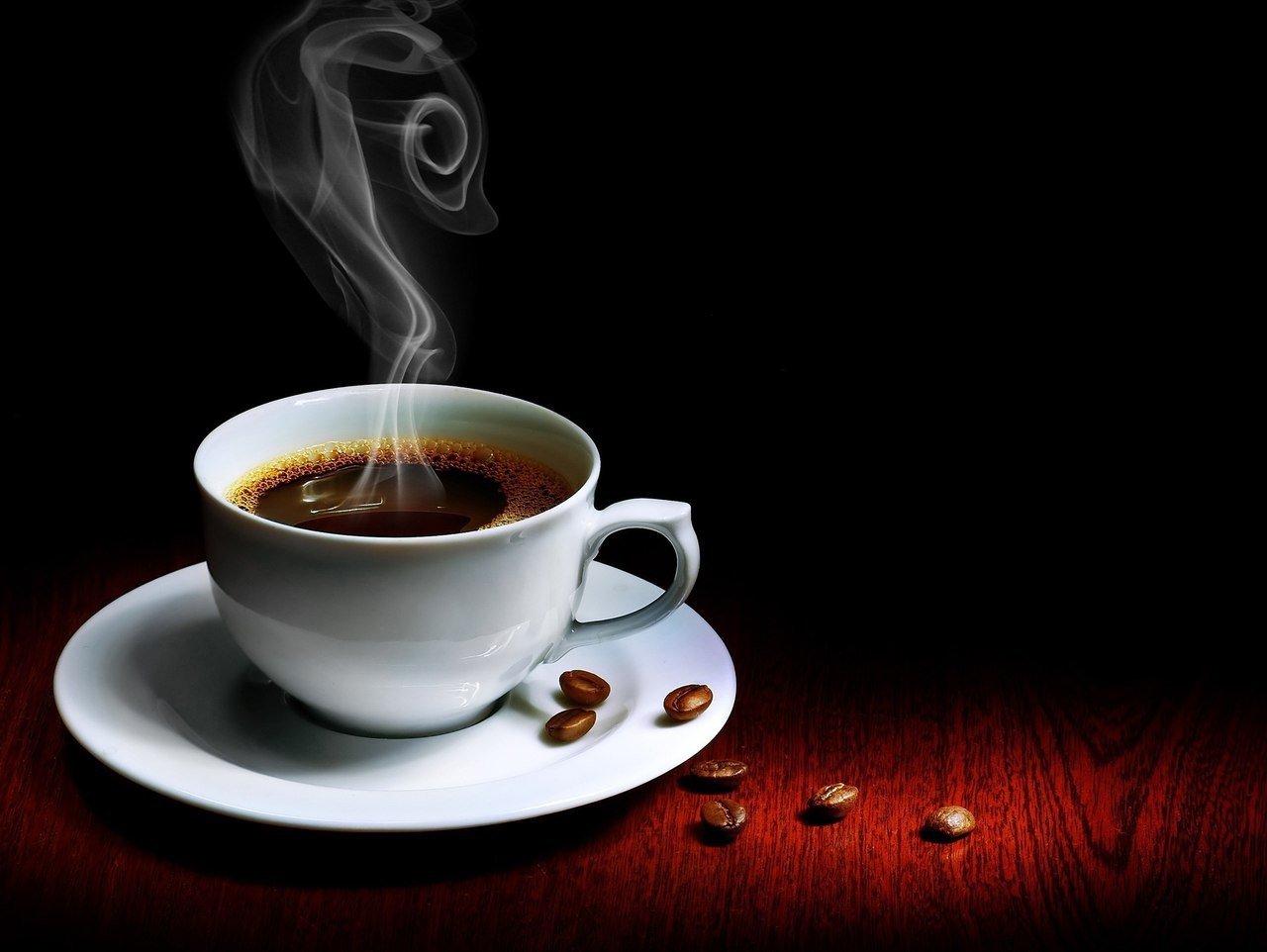 Работа. Кофе. И дым с тоской. Ты стала стервой? Да нет... Другой. Сомненья в пропасть, улыбки — ...