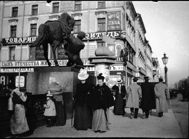  1899       ,     ...
