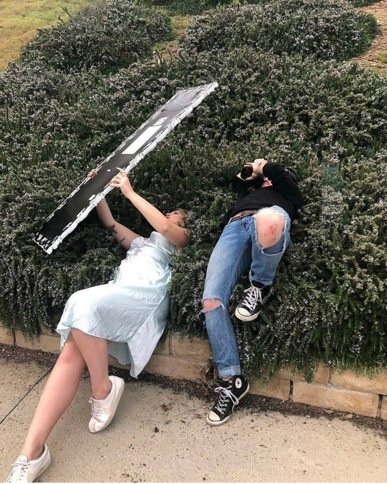      !     !