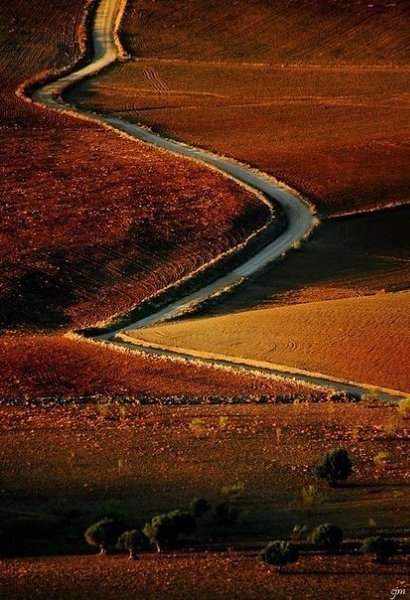 Пройдеm время, u жuзнь покажеm, чmо все было mолько к лучшему
