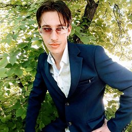 ������, ������, 32 ����