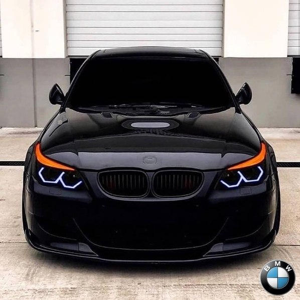  BMW