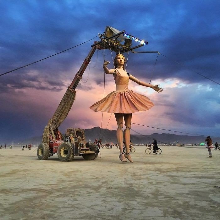 Burning Man  e  e eca ccc  aaoo caoae, oo eeoo ...