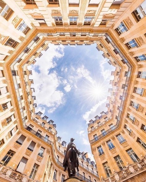 Париж, Франция. Париж — столица Франции, важнейший экономический и культурный центр страны, ...