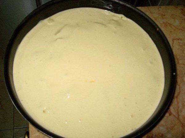 Шарлотка - великолепное решение, когда нет времени на приготовление. А получается отлично! БЫСТРАЯ ... - 6