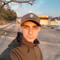 Виталий, 26, Волчанск