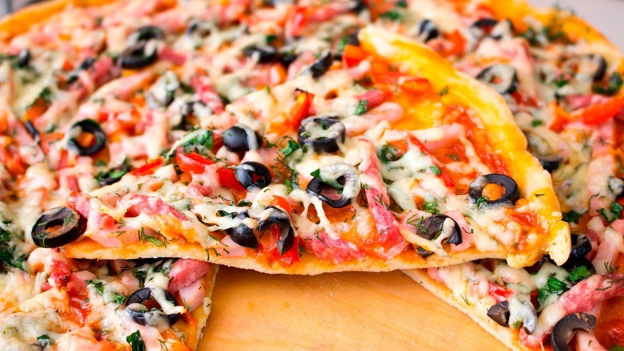 Осторожно! Слишком вкусная пицца на бездрожжевом тесте.на 100грамм - 204.75 ккалБ/Ж/У - ...