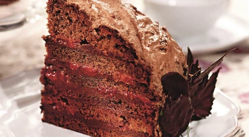 Торт Шоколадный сад. Ингредиенты 350 г сливочного масла 1,5 стакана сахара 6 яиц 350 г блинной муки ...