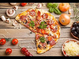  : , , / Pizza classic recipe: sausage, tomatoes, cheese