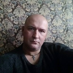 Viktor, , 42 