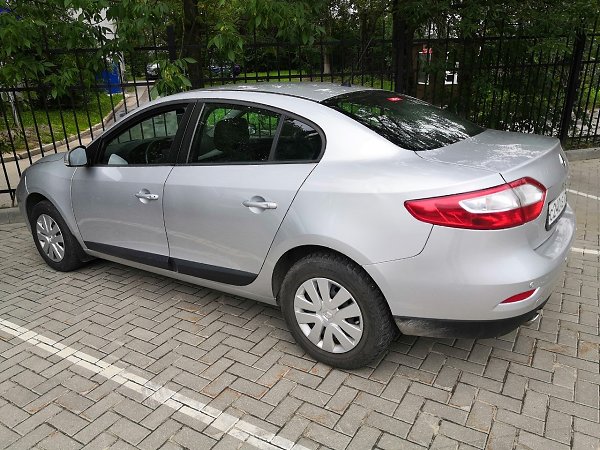 Рено флюенс 2012 фото Купить б/у Renault Fluence I 1.6 AT (106 л.с.) бензин автомат в Саратове: бежевы