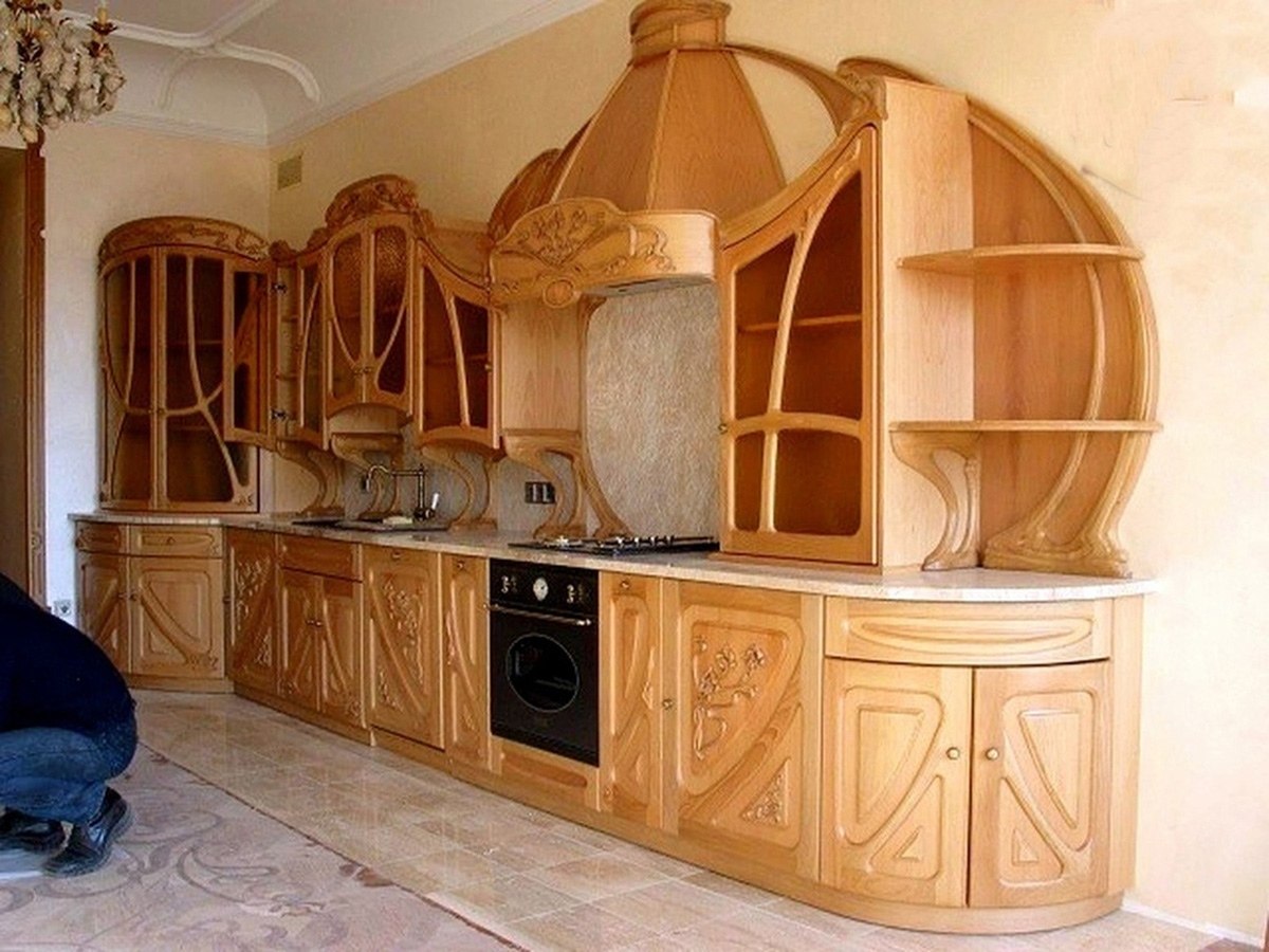 резная кухонная мебель ручной работы
