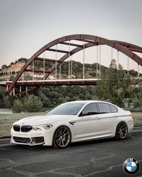 p BMW M5 Cometitin (F90) M Prformnc