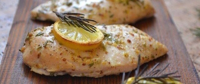 Топ маринадов для куриной грудки.№1 - ПРЯНЫЙ МАРИНАД! Ингредиенты на 1кг: 1) Луковицы - 1шт 2) ...