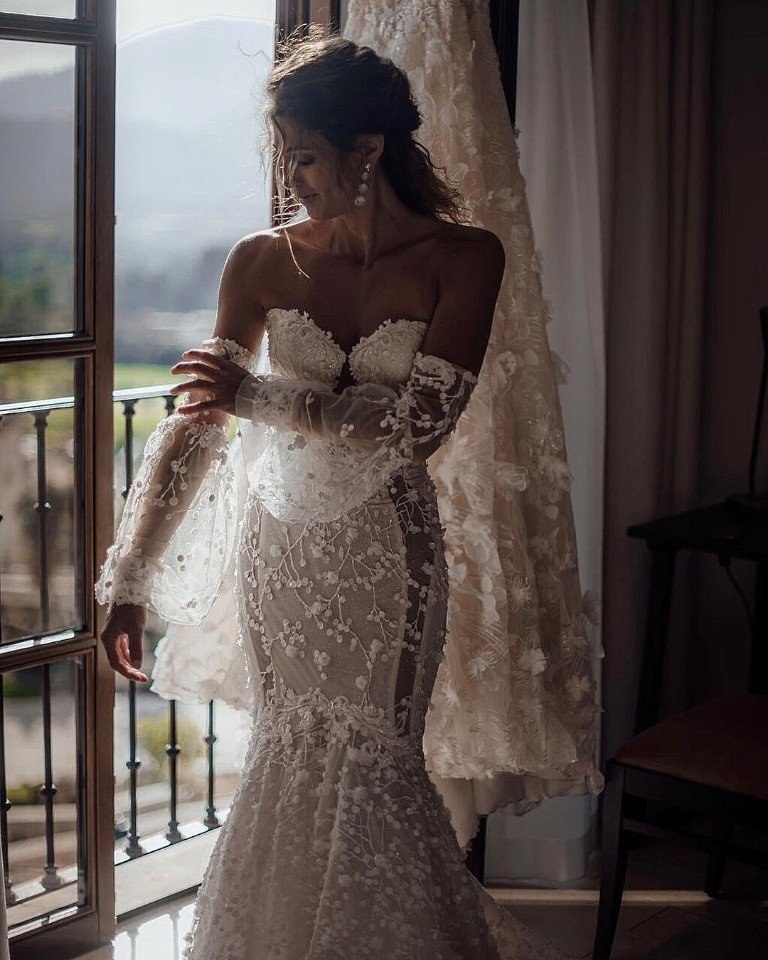   !   Galia Lahav - 4