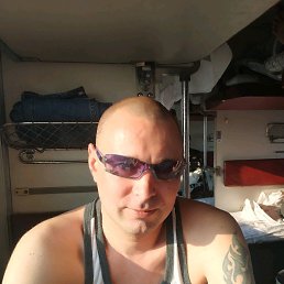 Aleksandr, , 41 