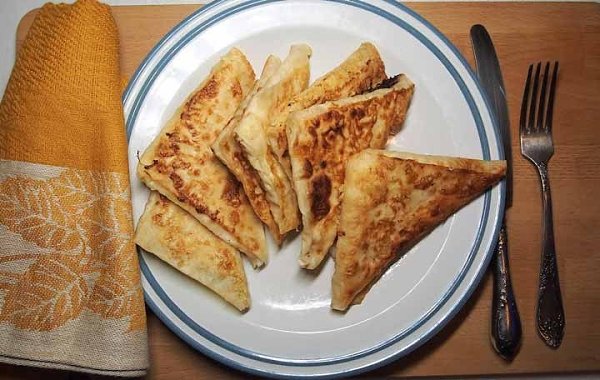 Треугольники из лаваша с творожным сыром и зеленью.на 100грамм - 241.26 ккал Б/Ж/У - ...