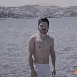 John, , 32 