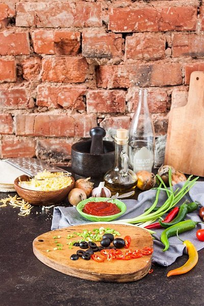 Запечённые закуски с сыром.Ингредиенты:Твердый сыр (тертый) — 250 гМоцарелла (тертая) — 250 ... - 2