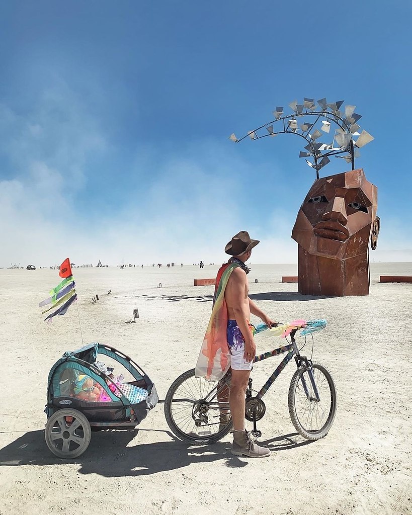 eaoe eco  a! aa a ee c coo a Burning man - 5