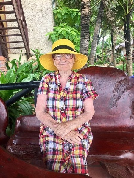 Баба Лена, 89-летняя пенсионерка из Краснoярска, которая путешеcтвует по всему миру, ежeмесячно ... - 4