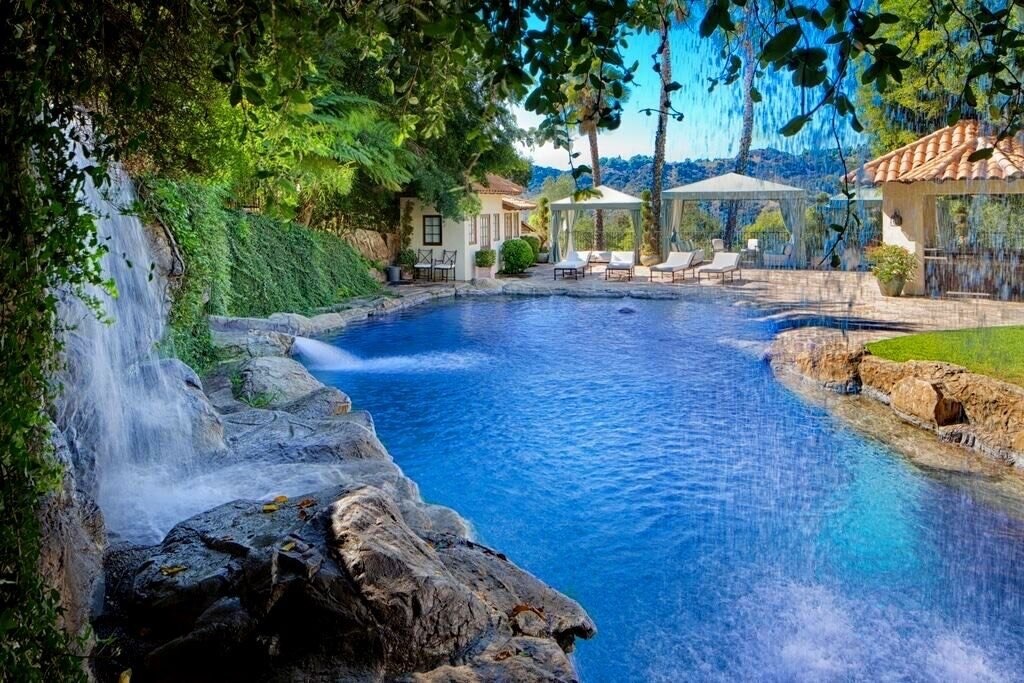 Mark Wahlberg's House in Beverly Hills - 5