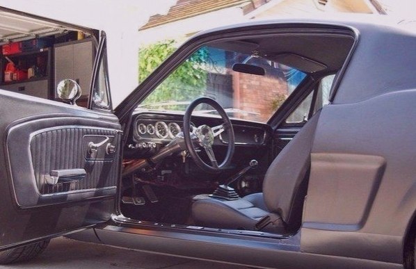 1966 Ford Mustang Custom - 4