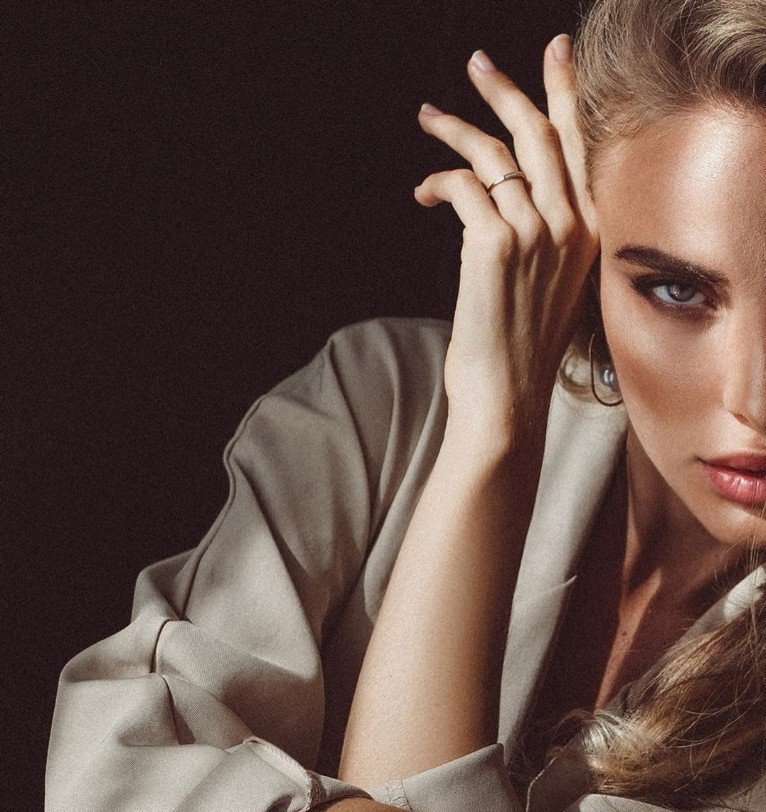   a , a  aa e e, a  ee - ee e.