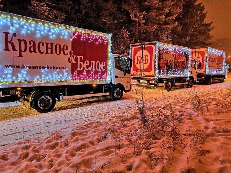 История и традиции празднования нового года. К нам в этом году в. Дед мороз пришёл. Дед мороз придет в этом году. Новый год описание праздника.