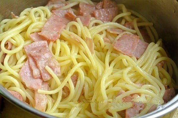 Классическая паста Карбонара. Паста Карбонара – это вкуснейшее итальянское блюдо, представляющее ... - 8
