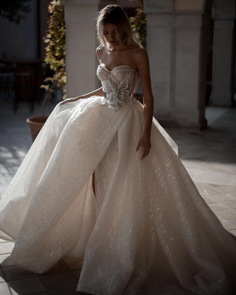   !   Galia Lahav - 5