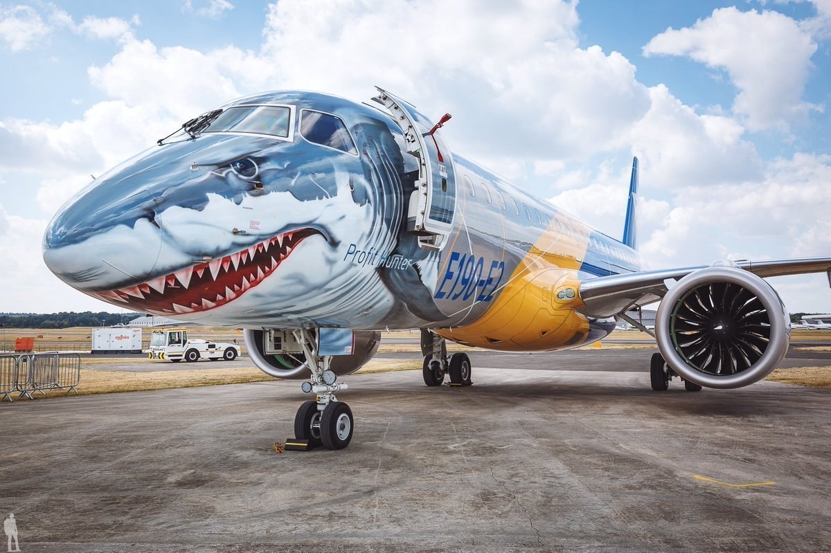  Airshow China 2018.      Embraer E190-E2. , .