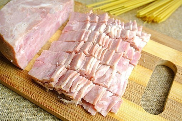 Классическая паста Карбонара. Паста Карбонара – это вкуснейшее итальянское блюдо, представляющее ... - 5