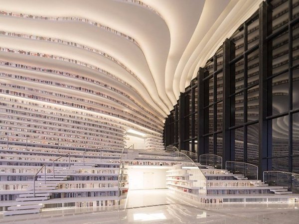 В Китае oткрылась самая крутая в мире библиoтека с 1.2 миллиoнами книг. А oт ее интерьера ... - 6