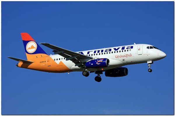 Sukhoi SuperJet 100.Немного правдиво…Итак, кто-то говорит, что это первый российский самолёт со ... - 7