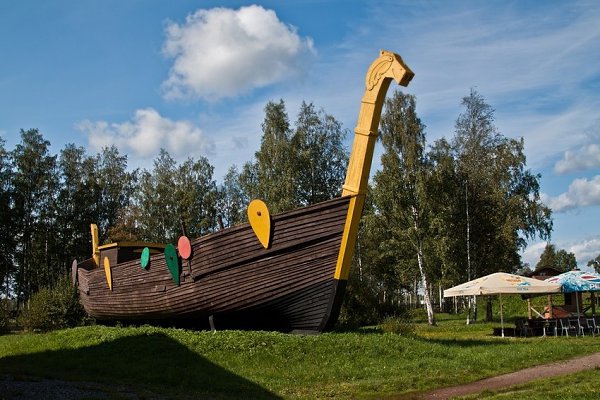Русская деревня «Шуваловка». Расположенный под Петербургом комплекс, изображающий русскую деревню. ... - 3