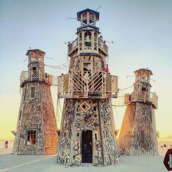 Burning Man  e  e eca ccc  aaoo caoae, oo eeoo ... - 4