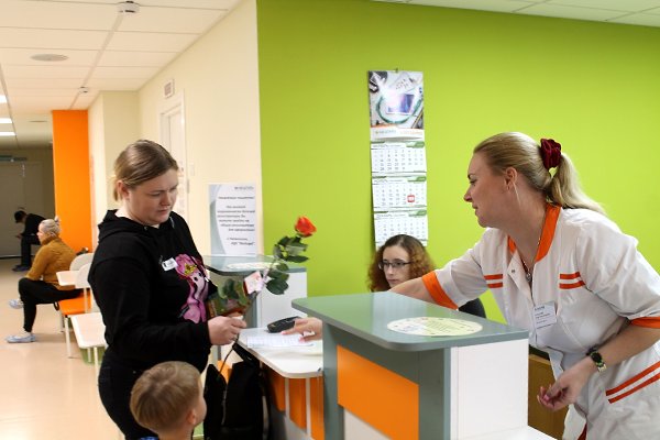 ВОСКРЕСЕНЬЕ НАЧИНАЕТСЯ В ПЯТНИЦУ.В последнее воскресение ноября в России отмечают День матери. Но ... - 8