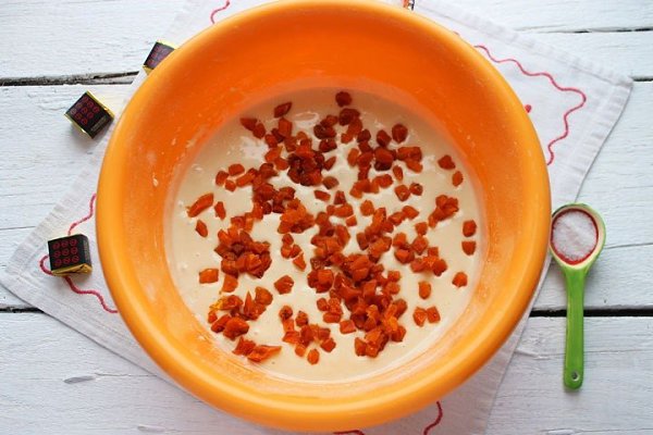 Оладьи с курагой и шоколадом — cоблазнительное сочетание! Соблазнительное сочетание кураги и ... - 6