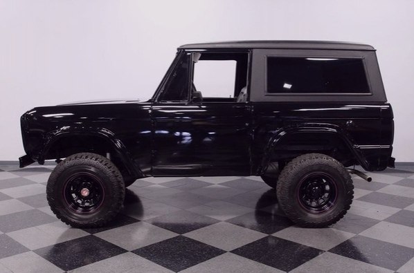 1975 Ford Bronco 4X4 Explorr - 3