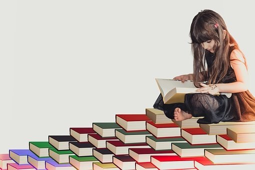 О том как школы делают детей глупее.В сенсационном интервью каналу TEDxTuscon доктор Джордж Ланд ...