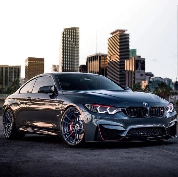 BMW 4 F82