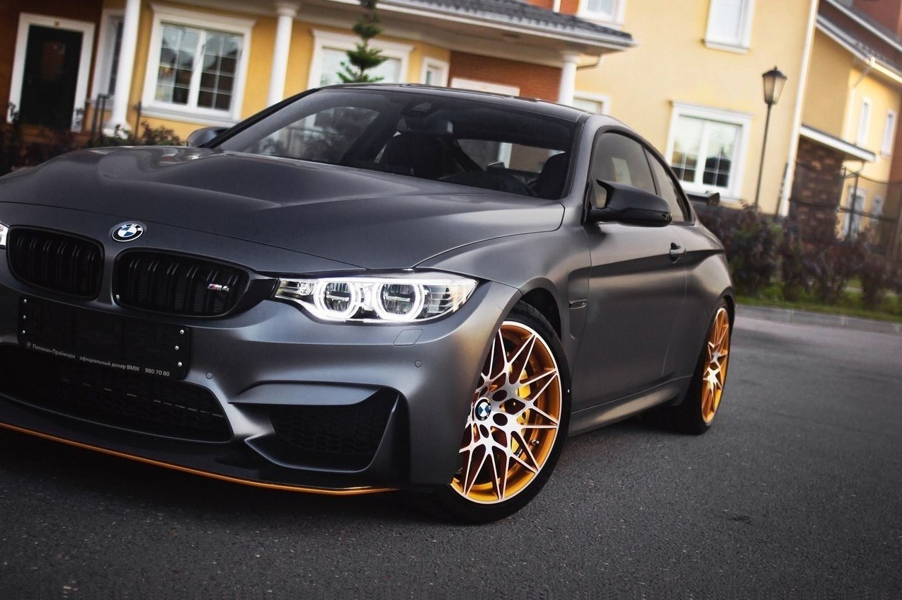 BMW M4 GTS (F82)