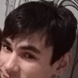 Kamil, 29, 
