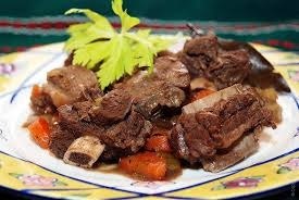 Тушеная телятина с брокколи и морковью .на 100 грамм - 119.49 ккал Б/Ж/У - ...