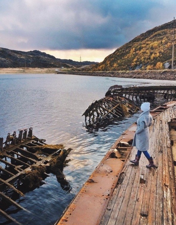 Захватывающие дух виды на кладбище кораблей в Териберке, Мурманск - 5