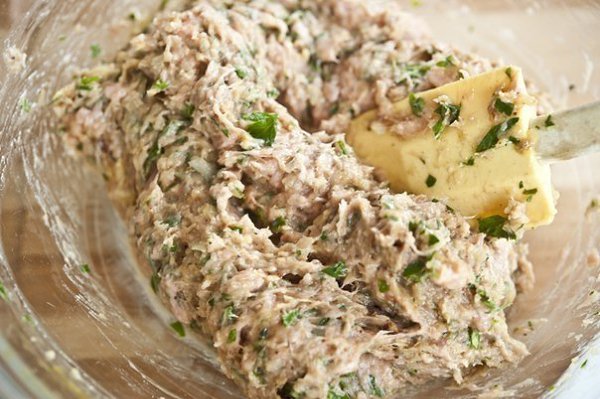 Шведские фрикадельки из индейки. Вам потребуется: Для фрикаделек: 1 столовая ложка сливочного масла ... - 4