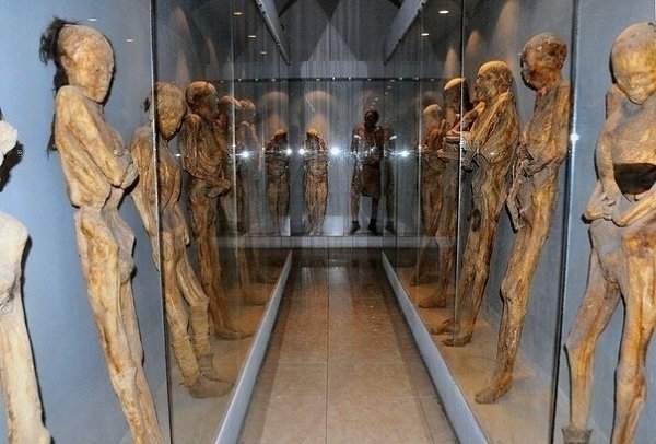 Этот музей в Мексике...а я думал мумифицировали только в Египте. - 3