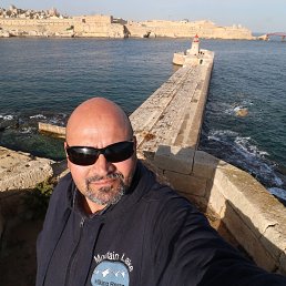 Bible, Los Angeles, 56 ���